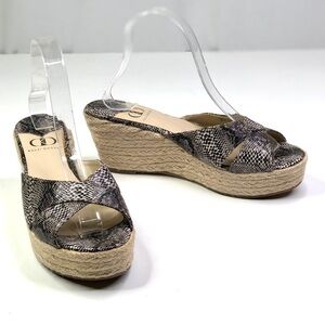 Kelsi Dagger wedge espedrilles slides snakeskin open toe 9